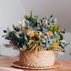 Cesta de Flores Preservadas y Secas