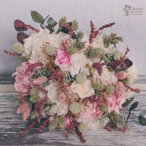 Ramo de Novia de Flores Preservadas y Secas